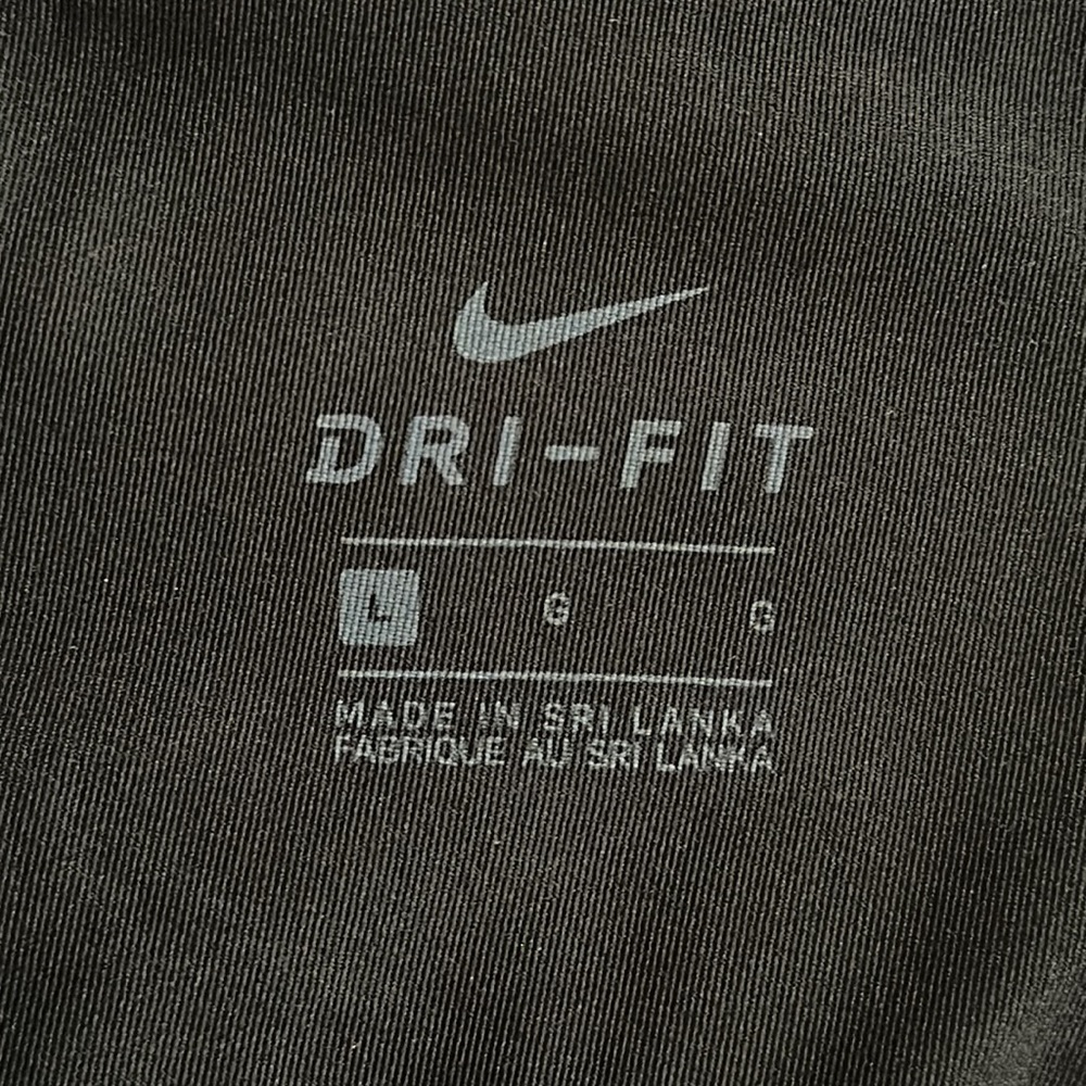 Nike Pro 26” Inseam Dri-Fit Leggings! - Picture 3 of 4